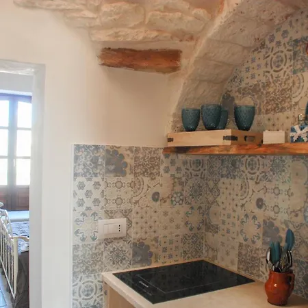 Trulli Selva E Natura Gio'.ele Oda ve Kahvaltı 4*