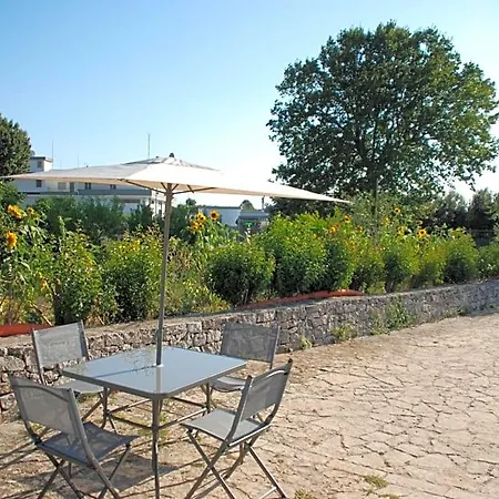 Trulli Selva E Natura Gio'.ele Bed & Breakfast 4*